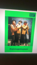 uczestnicy wyjazdu w Spionage muzeum.